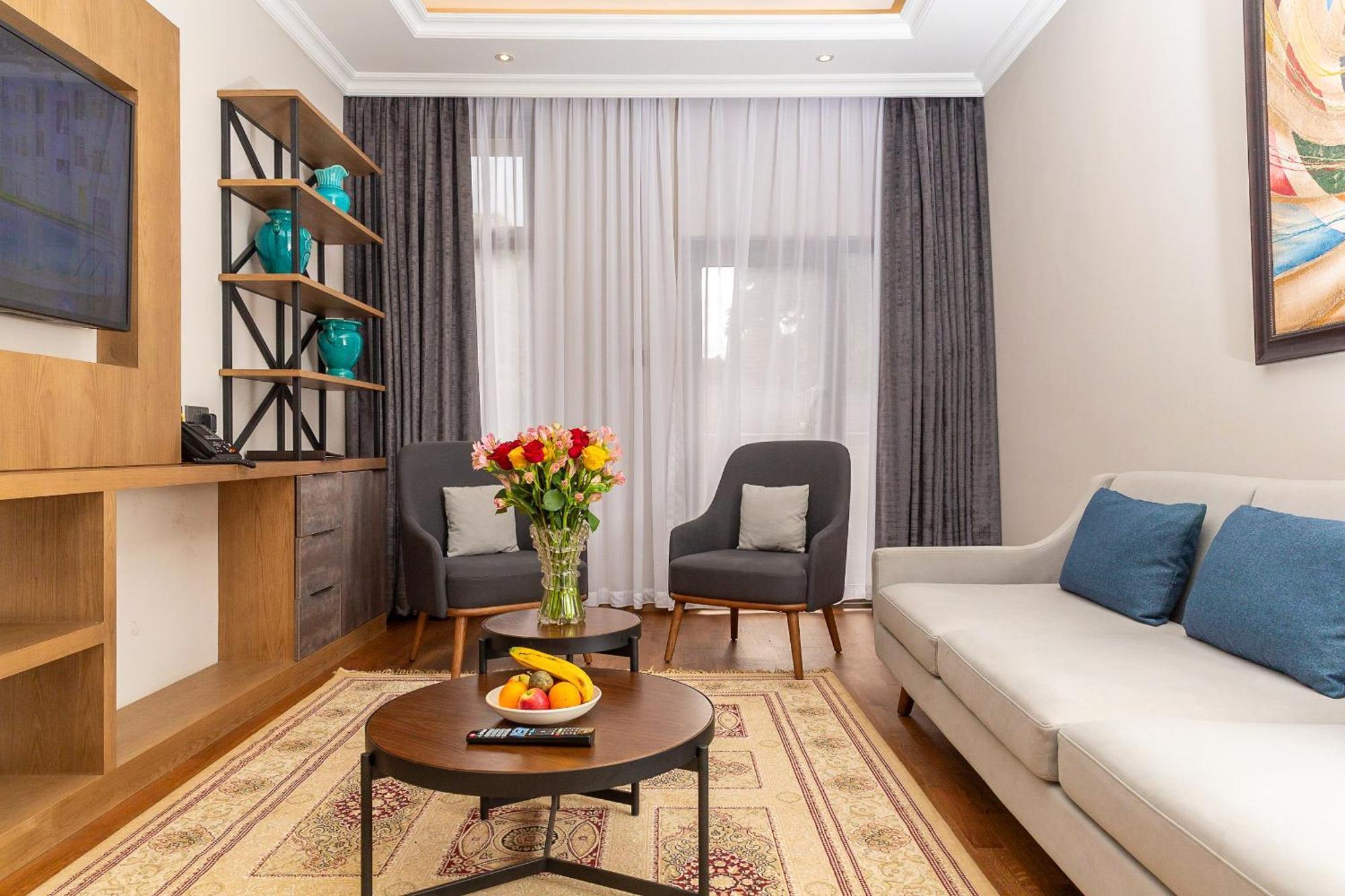 Alba Hotel Meru Екстер'єр фото