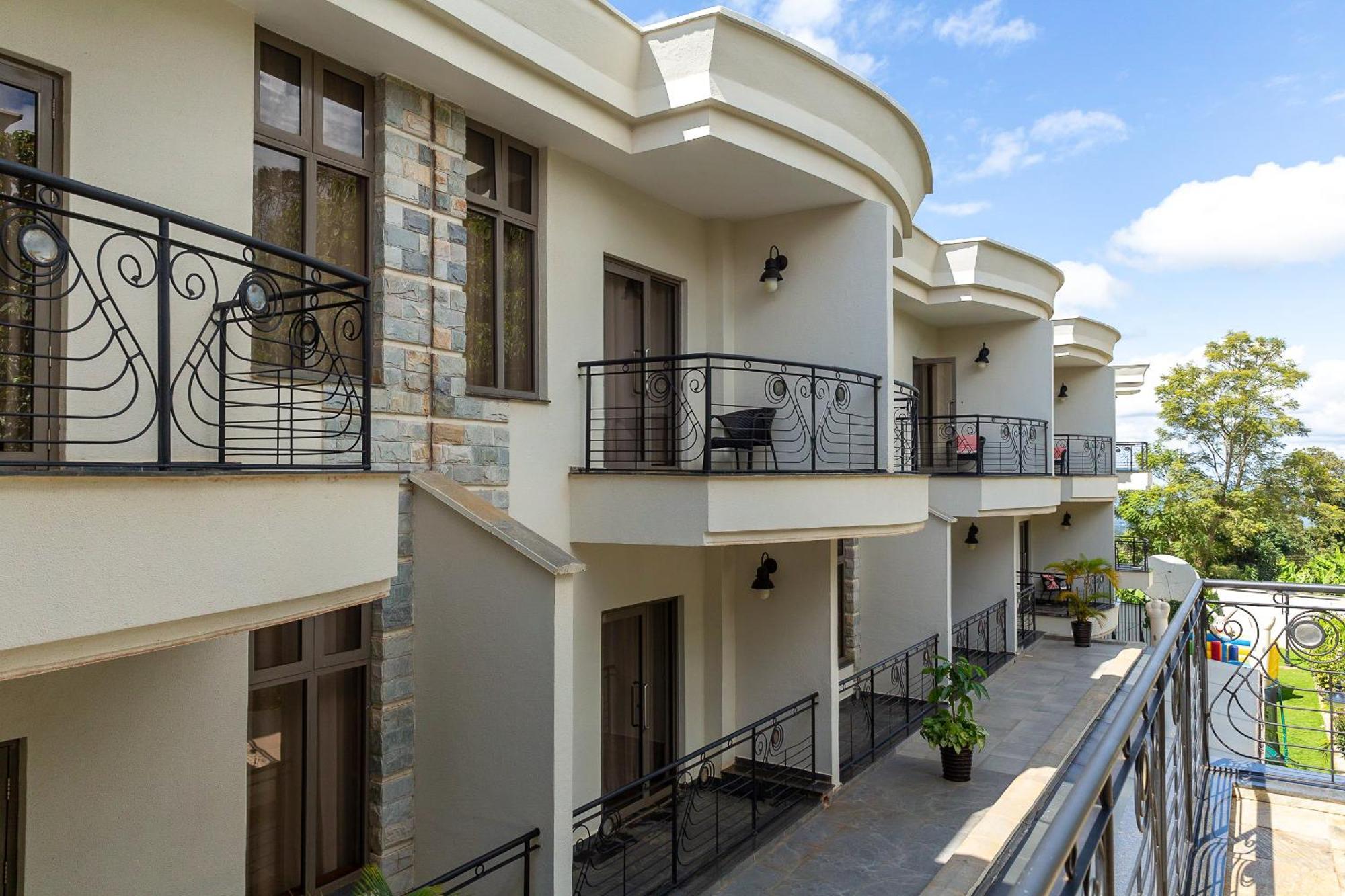 Alba Hotel Meru Екстер'єр фото