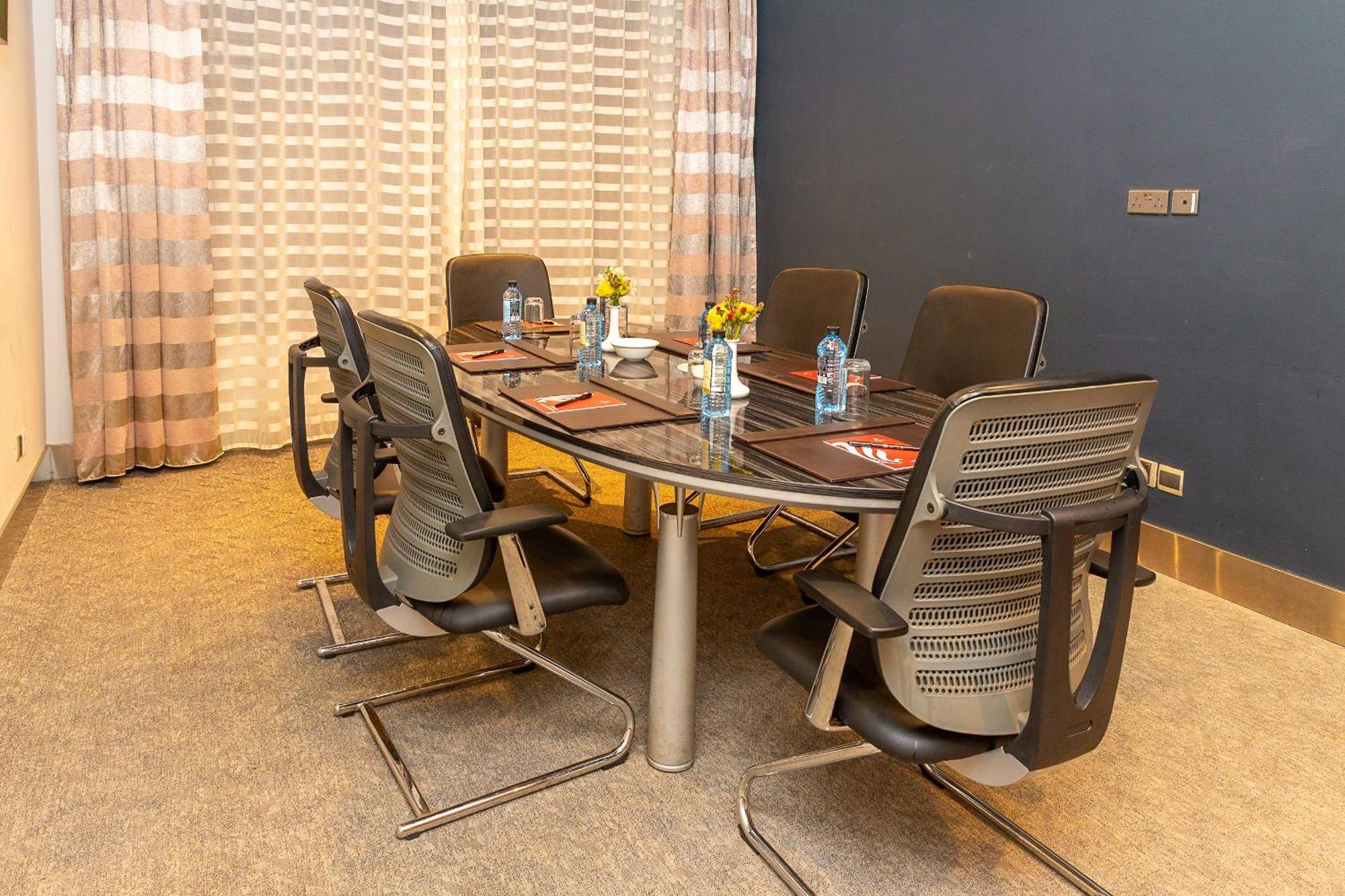 Alba Hotel Meru Екстер'єр фото