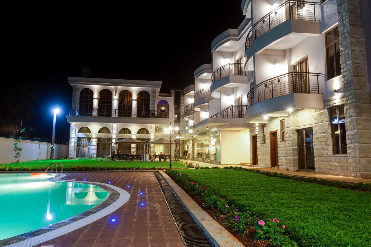 Alba Hotel Meru Екстер'єр фото